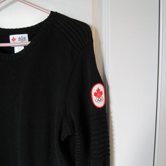 HUDSON BAY Women’s 2010 Canada Olympic Games Sweater – Black – Size 2XL – pre-ow - Picture 3 of 10